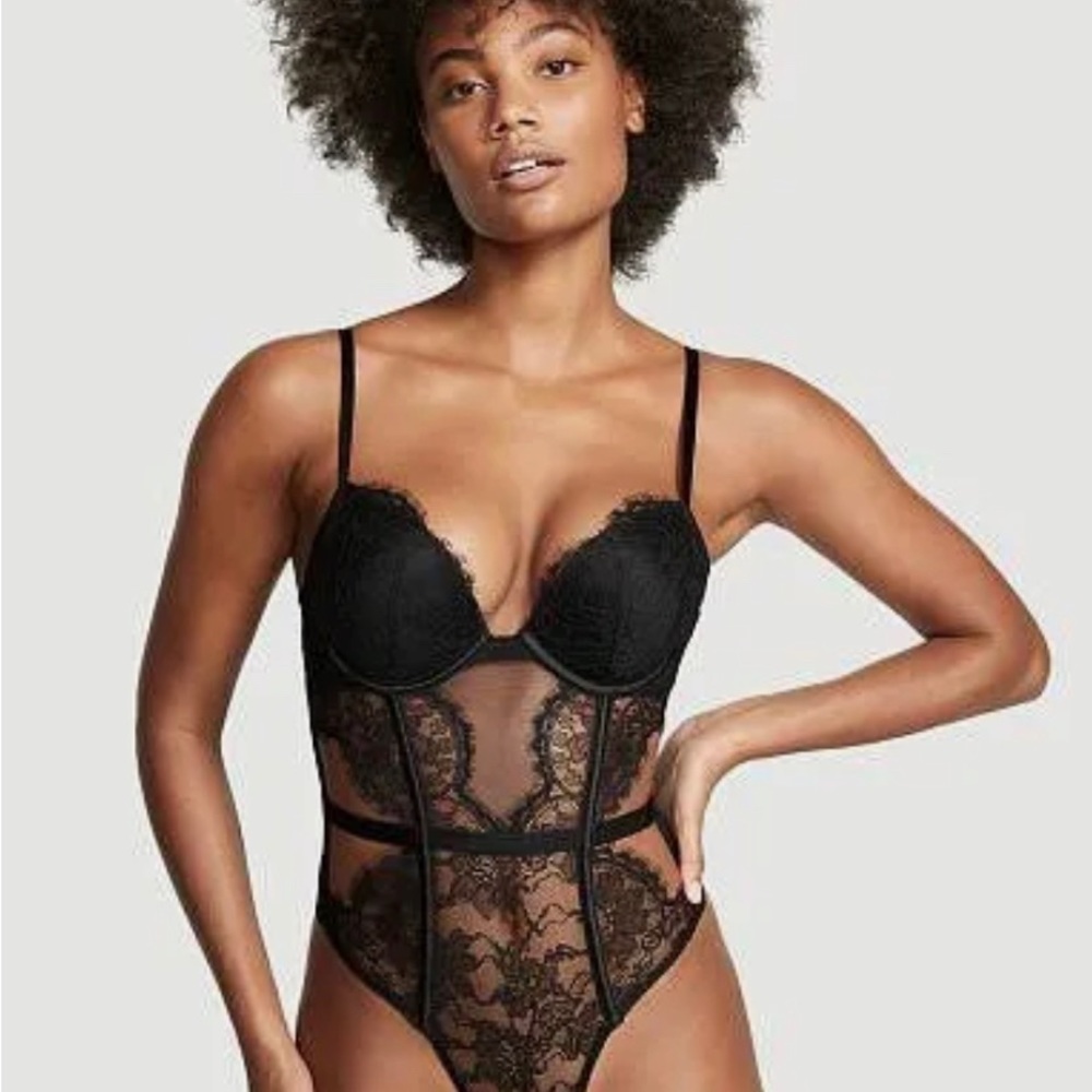 Victoria Secret Bombshell Lace Teddy Black Med CAN ALSO BE WORN AS BODY SUIT!